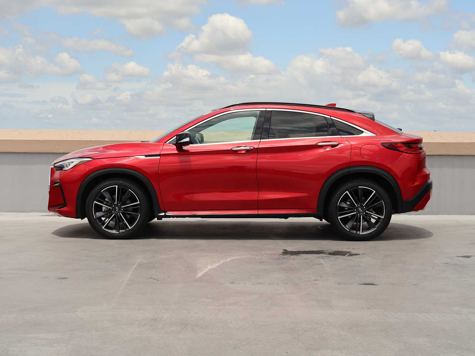 Certified Used 2025 Dynamic Sunstone Red INFINITI ESSENTIAL image 5