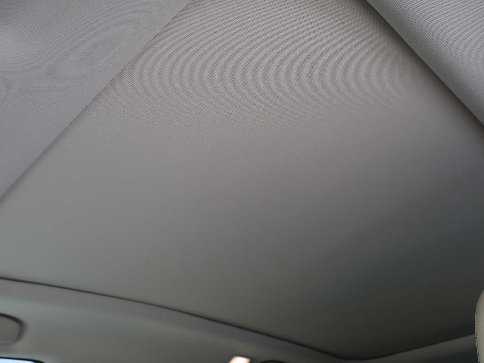 Used 2019 Majestic White INFINITI ESSENTIAL image 25
