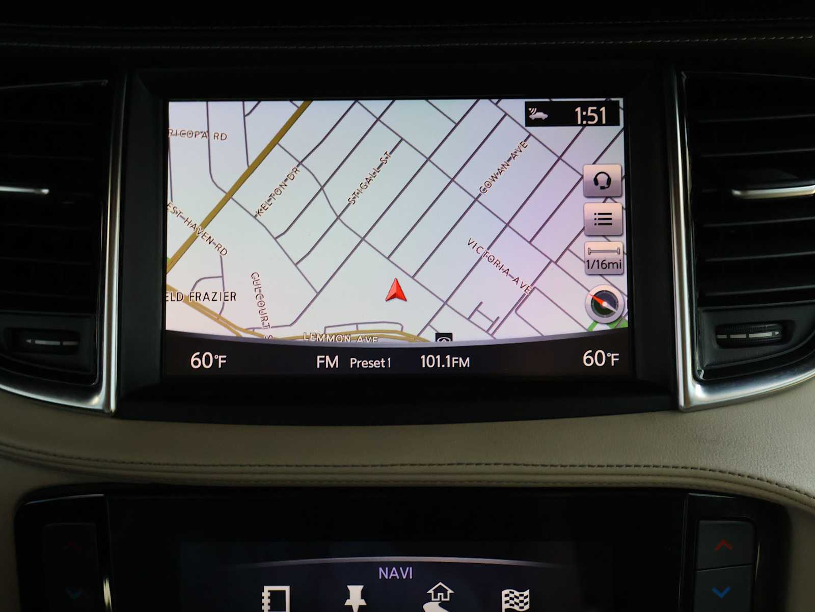 Used 2019 Majestic White INFINITI ESSENTIAL image 18