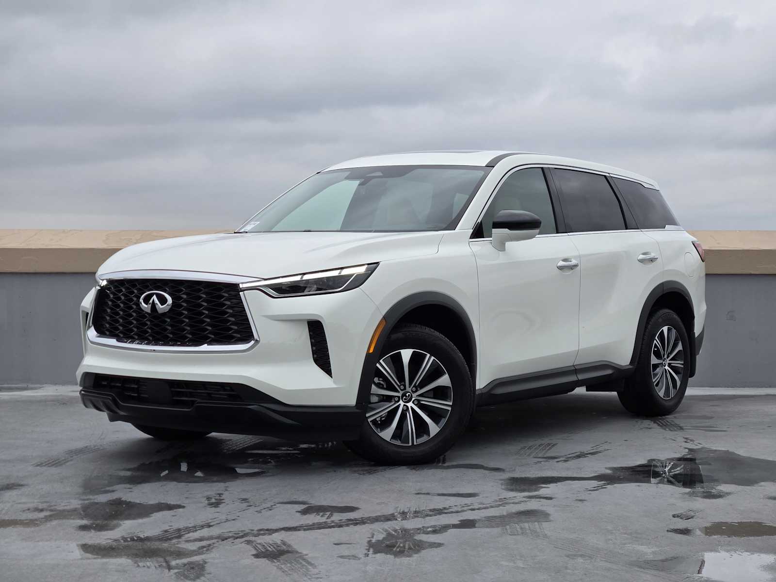 2025 INFINITI QX60 PURE's photo