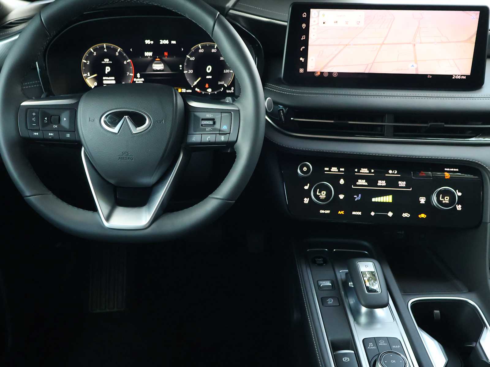 Certified Used 2026 Radiant White INFINITI LUXE image 33