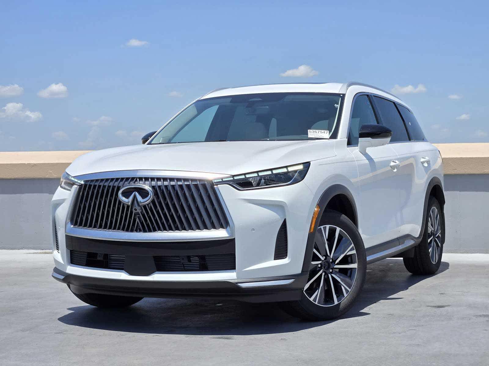 2026 INFINITI QX60 LUXE's photo