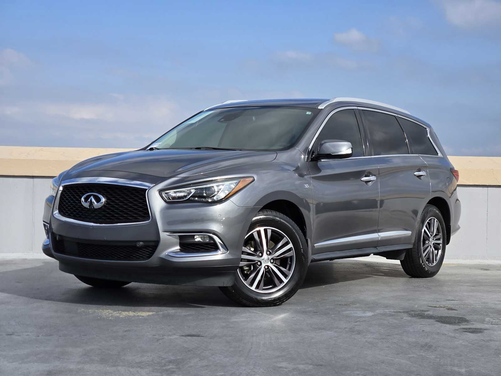 2019 INFINITI QX60 LUXE