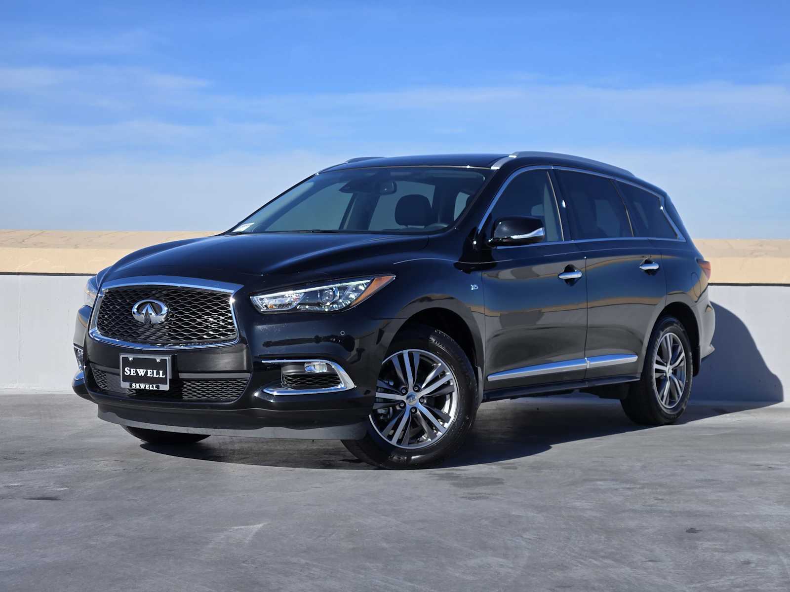 2019 INFINITI QX60 LUXE's photo