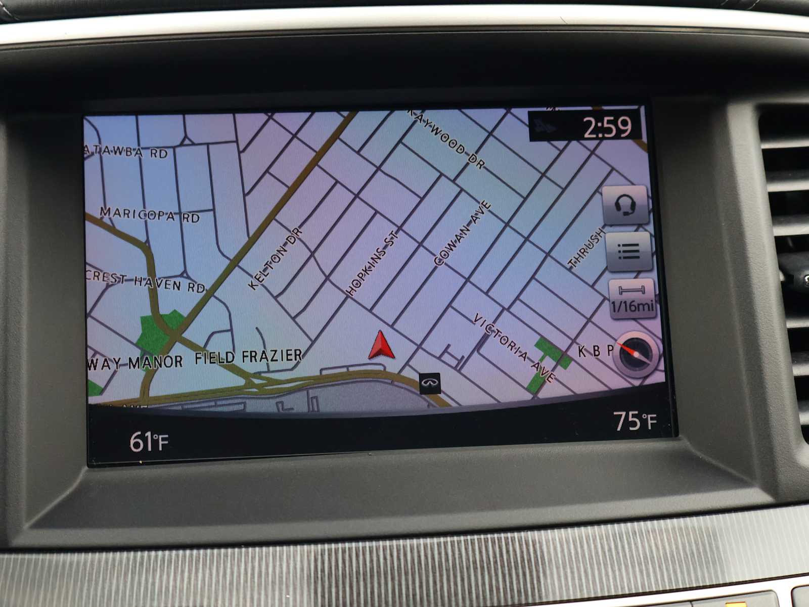 Used 2017 Jade Green INFINITI  image 15
