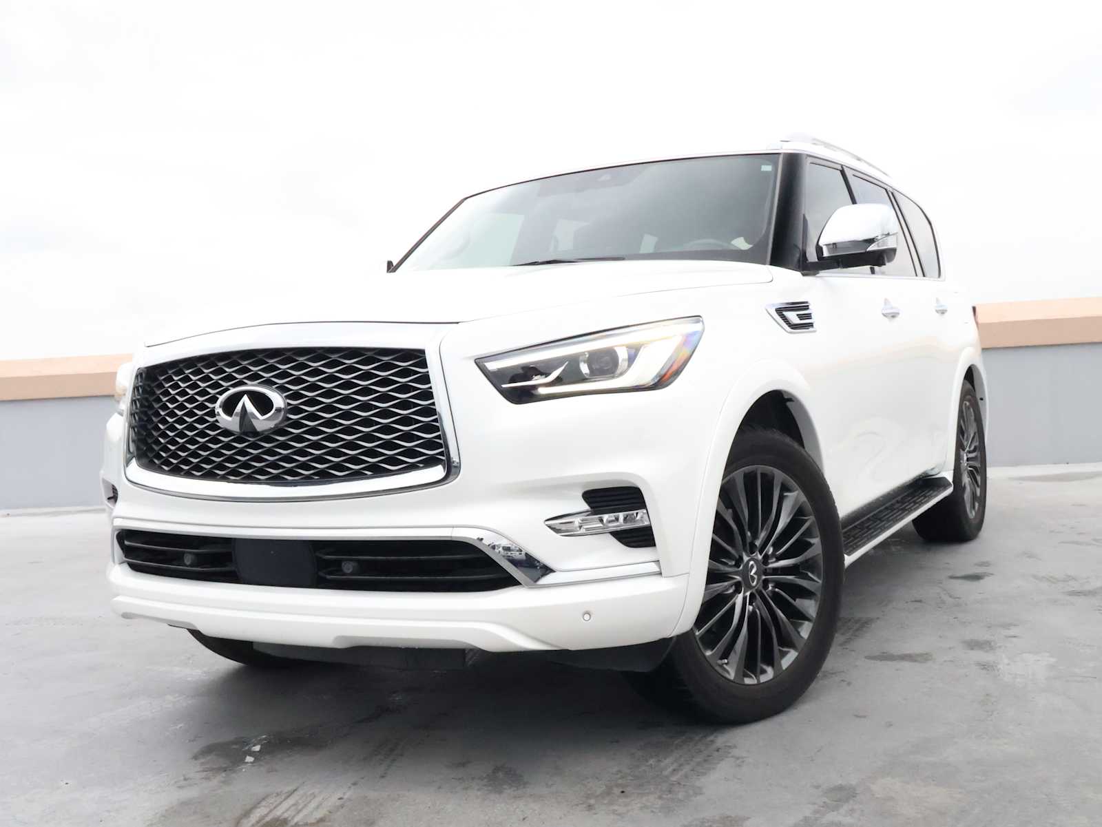 2022 INFINITI QX80 Sensory's photo