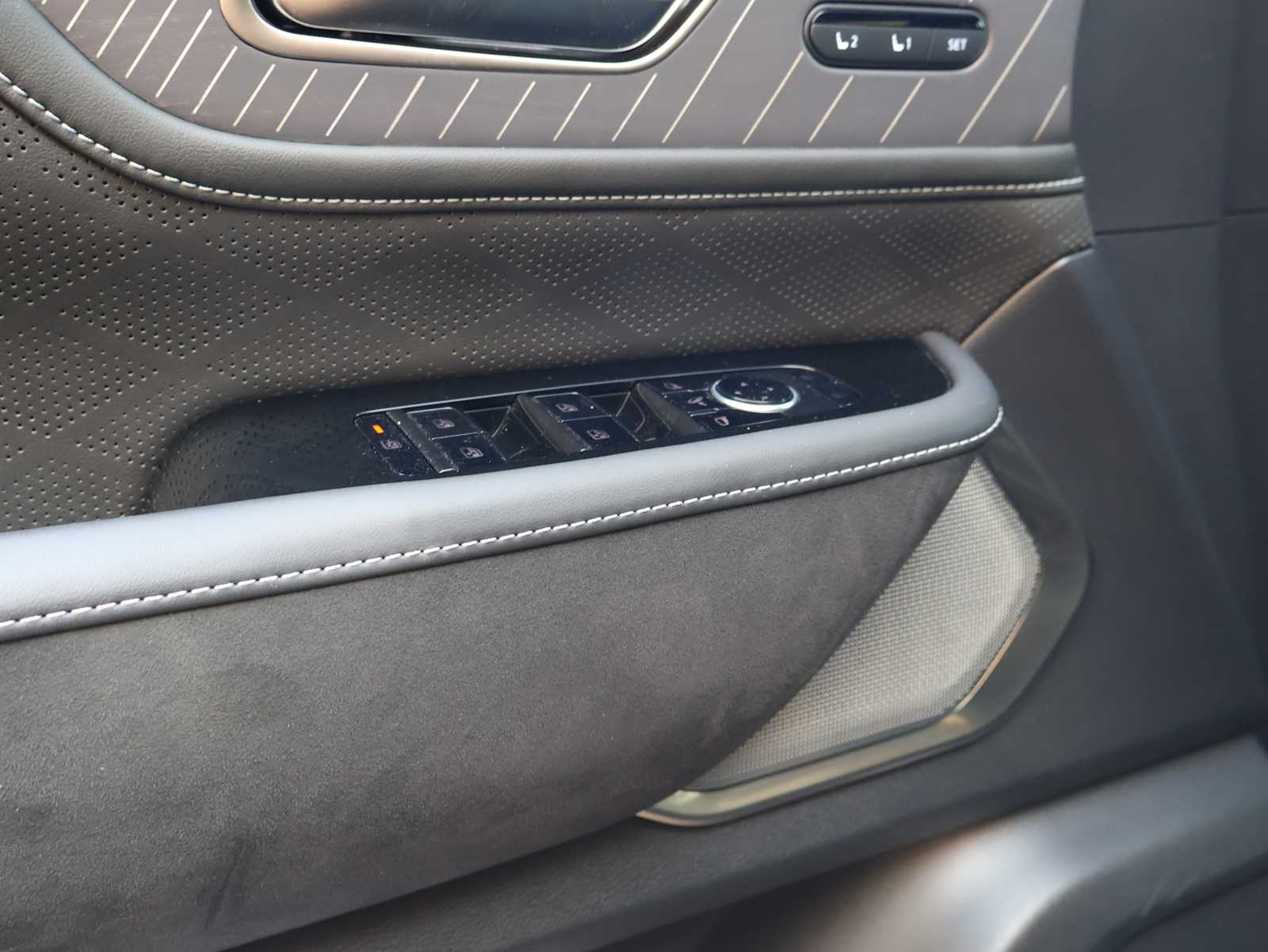 car-gallery-32