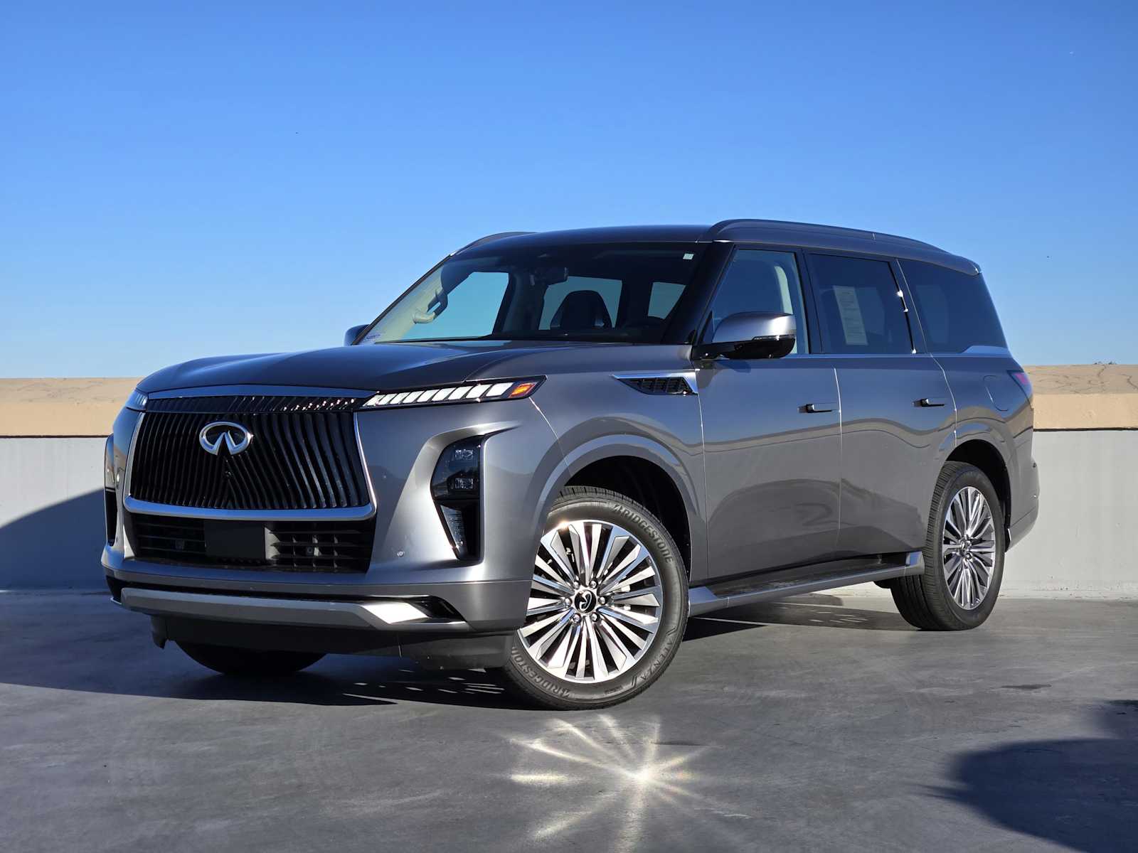 2025 INFINITI QX80 Sensory 4WD's photo