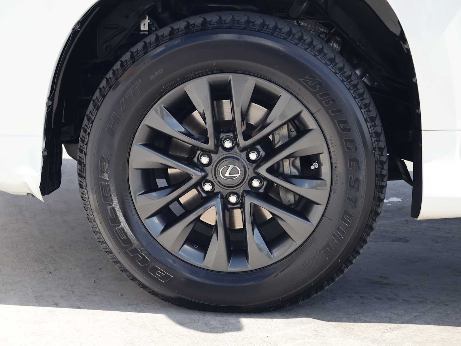 Used 2020 Starfire Pearl Lexus Premium image 11