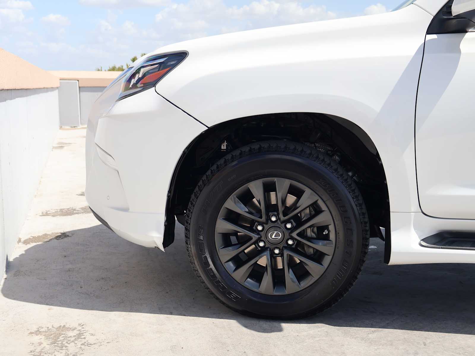 Used 2020 Starfire Pearl Lexus Premium image 10