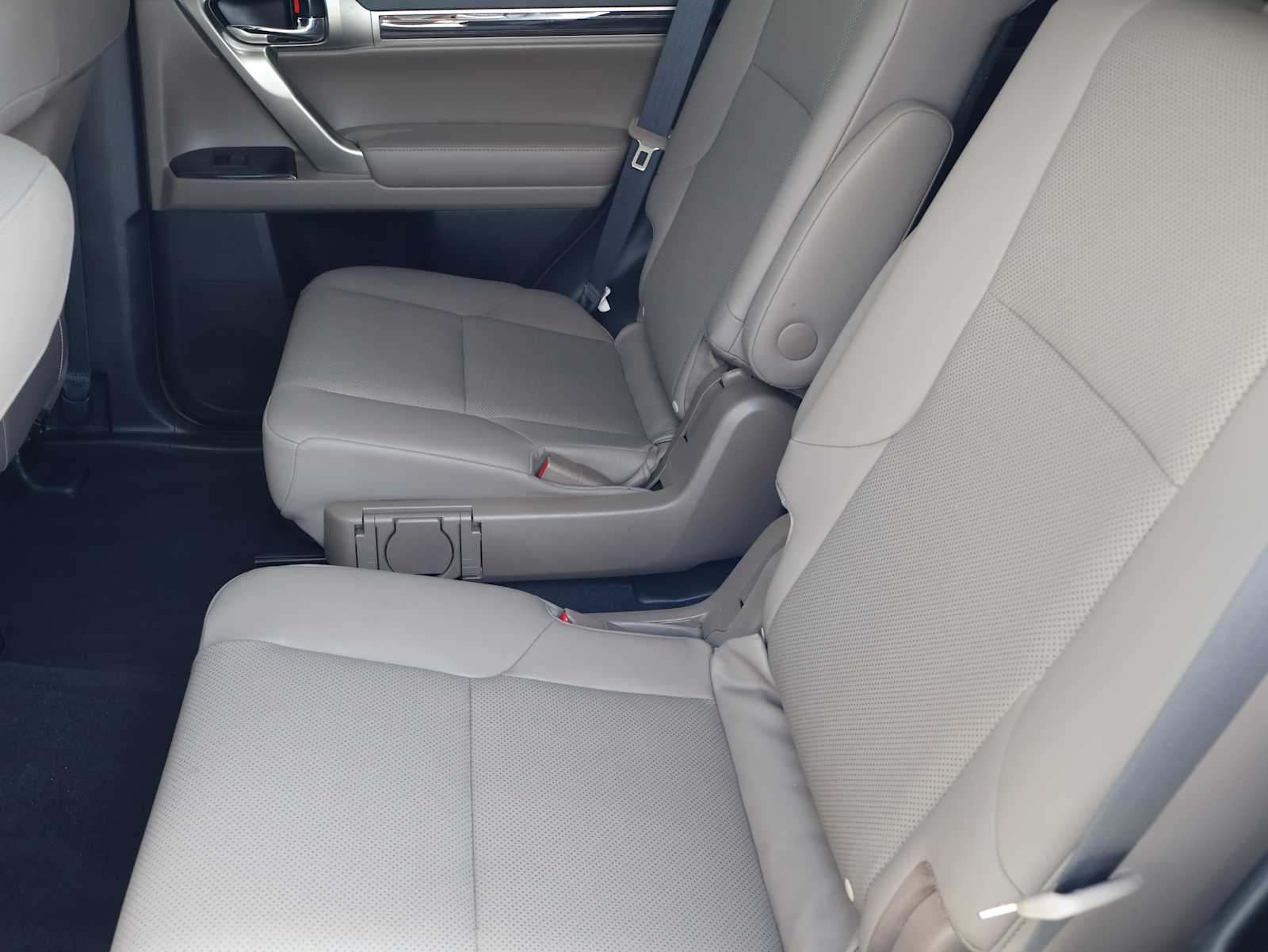 Used 2020 Starfire Pearl Lexus Premium image 27