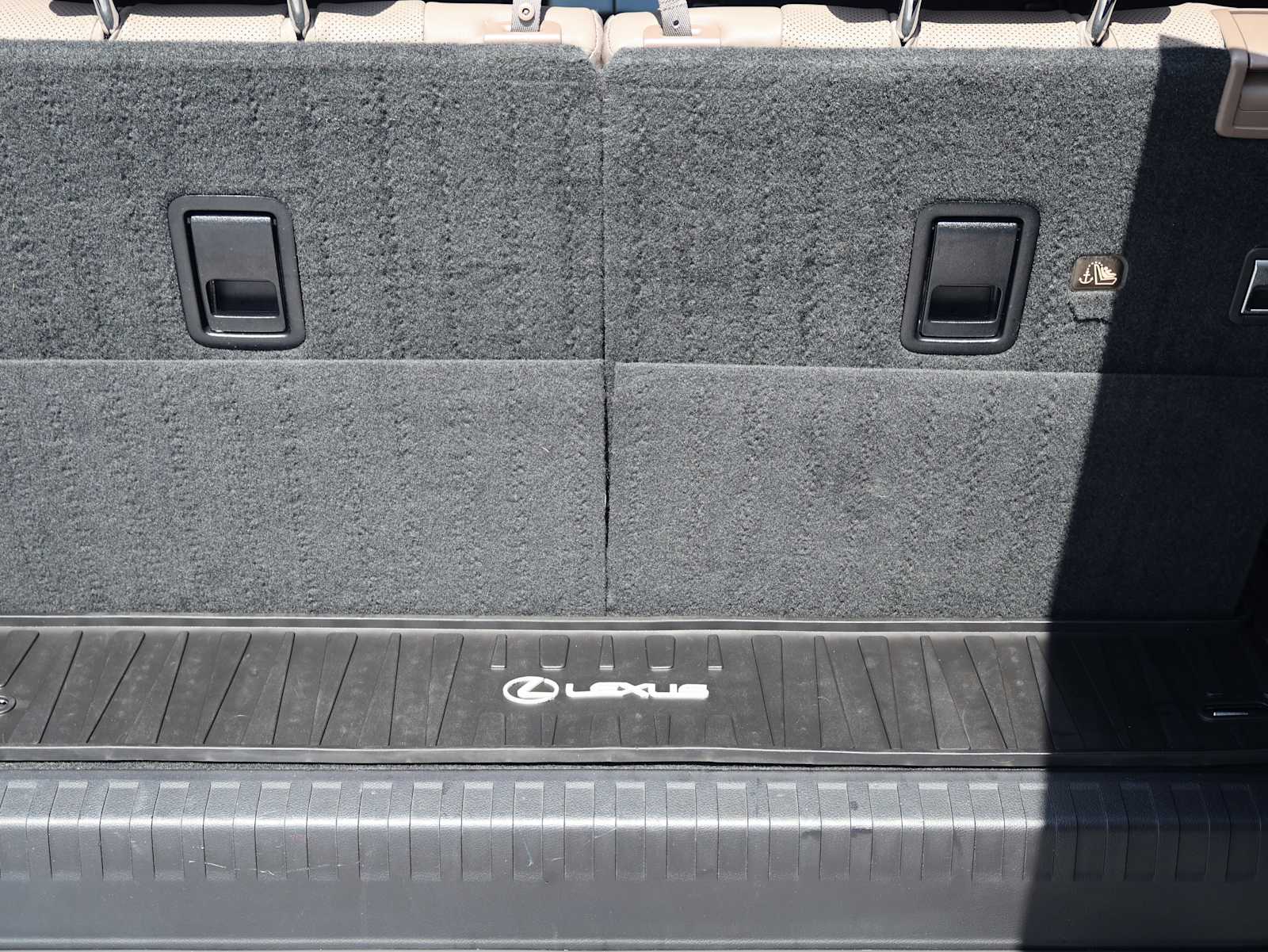 Used 2020 Starfire Pearl Lexus Premium image 29
