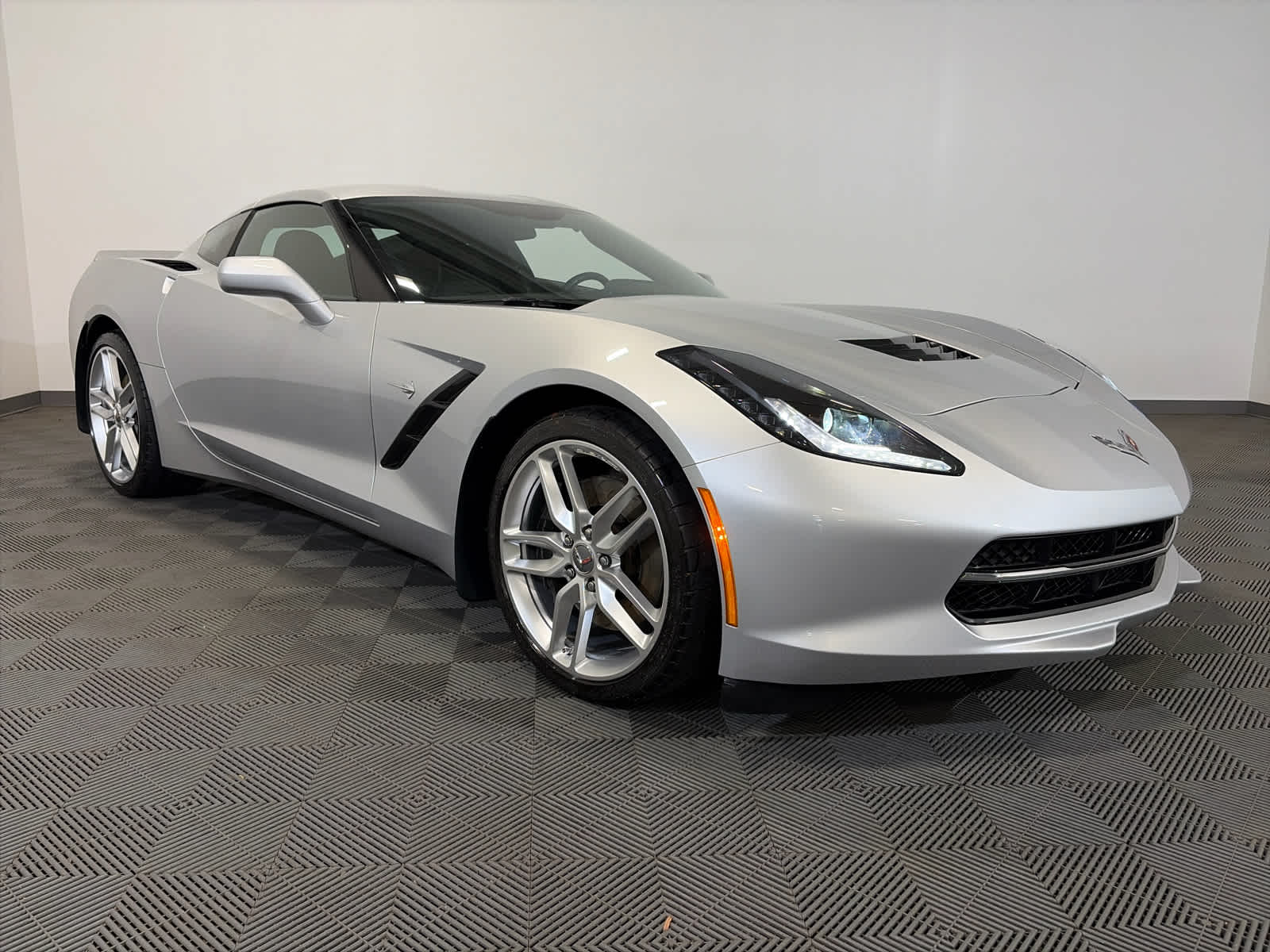 2015 Chevrolet Corvette Stingray Z51 2LT Coupe RWD