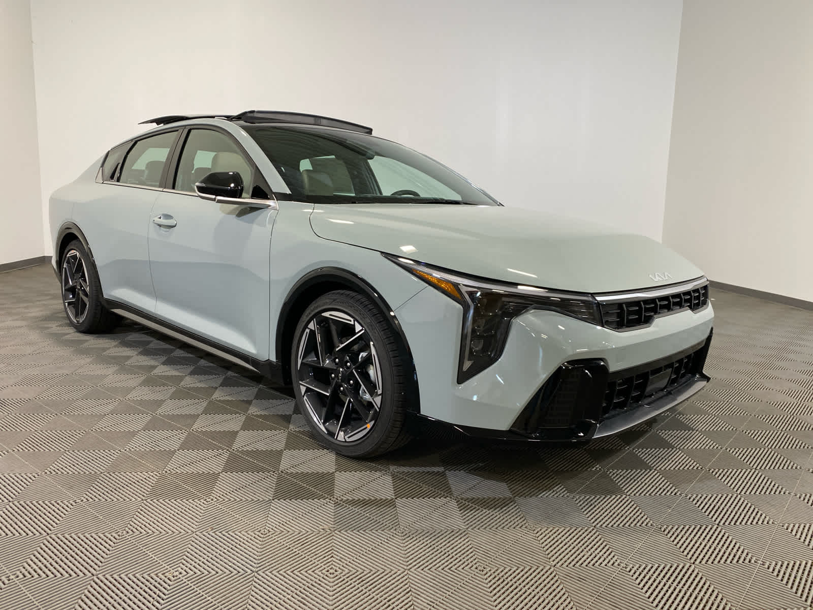 Morning Haze 2026 Kia K4 GT-Line FWD Sedan Front-Wheel Drive Continuously Variable Transmission