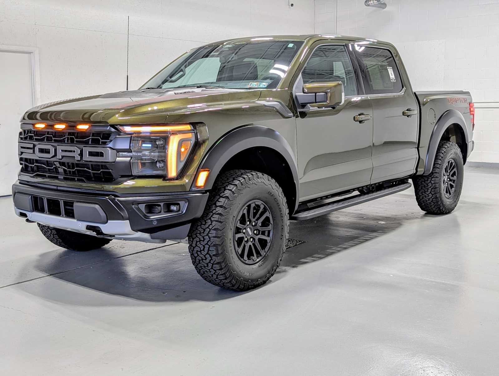 Shelter Green 2026 Ford F-150 Pickup Truck Four-Wheel Drive Automatic