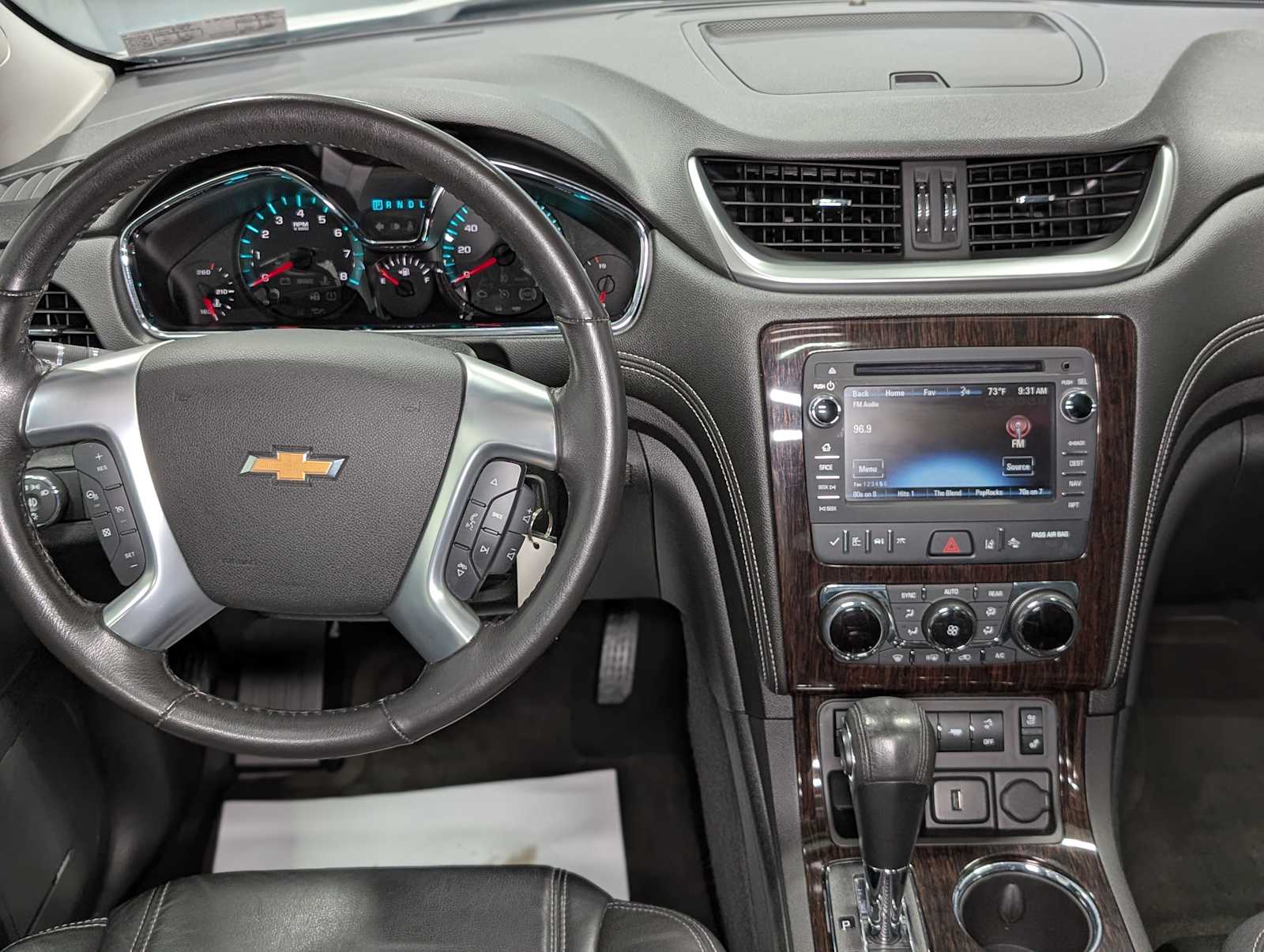 View vehicle photo 5