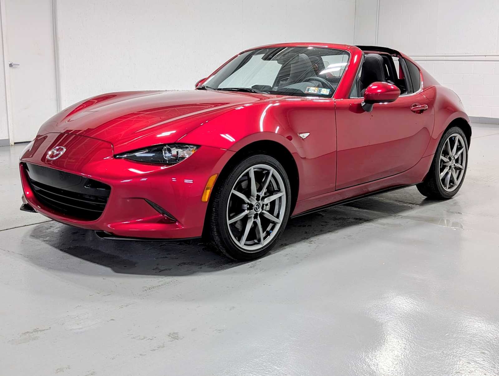 Soul Red Crystal Metallic 2023 Mazda MX-5 Miata RF Grand Touring RWD Convertible Rear-Wheel Drive 6-Speed Automatic