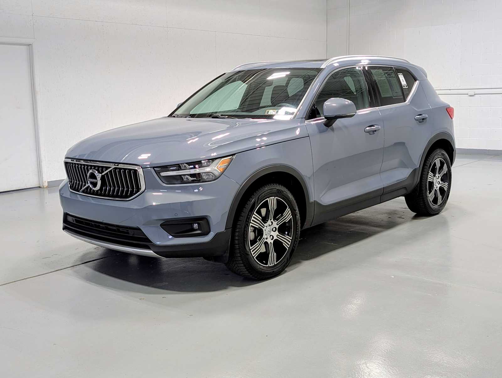 2022 Volvo XC40 T5 Inscription AWD