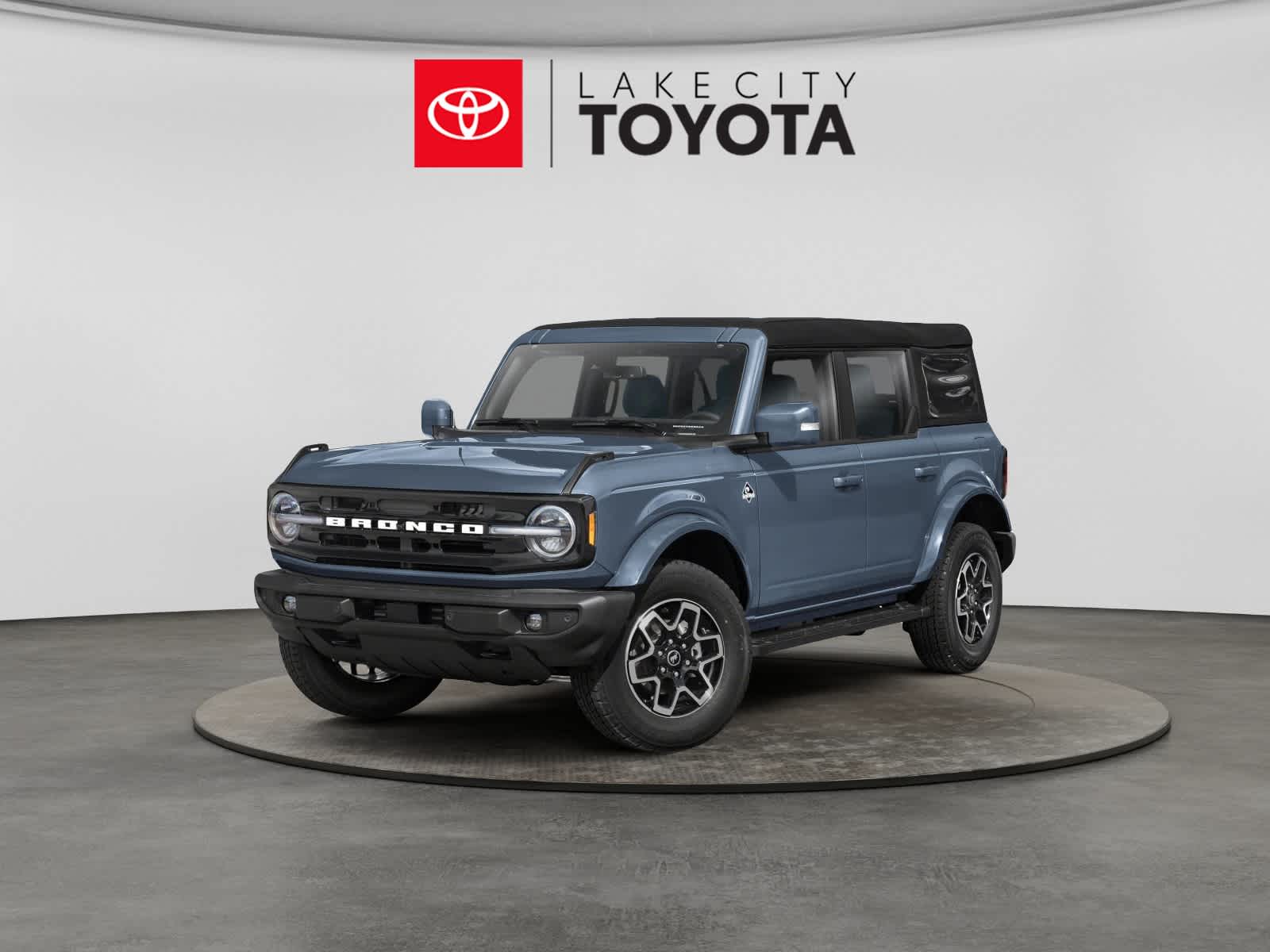 2024 Ford Bronco Outer Banks 4x4's photo