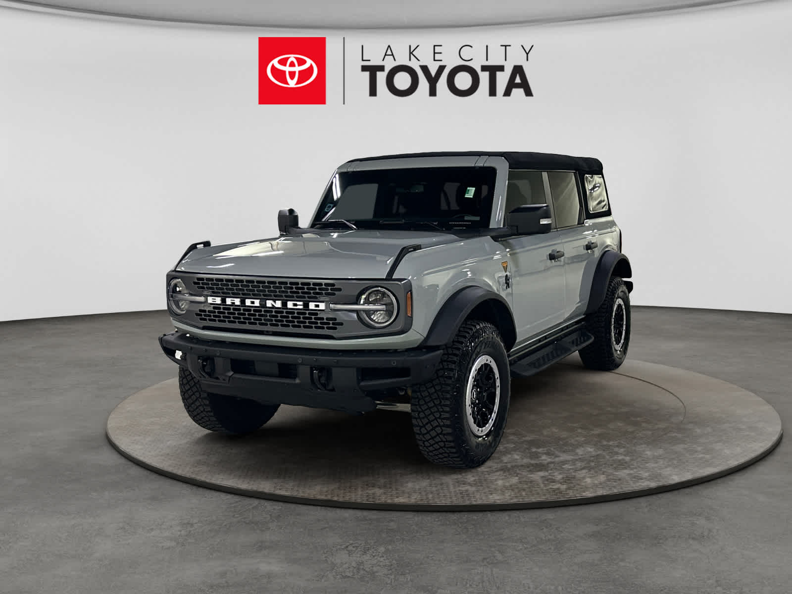 2024 Ford Bronco Badlands 4x4's photo