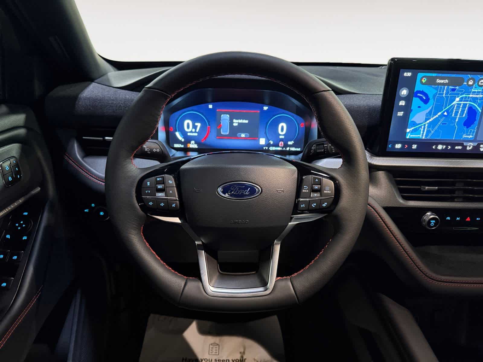 2026 Ford Explorer ST-LINE - Photo 19