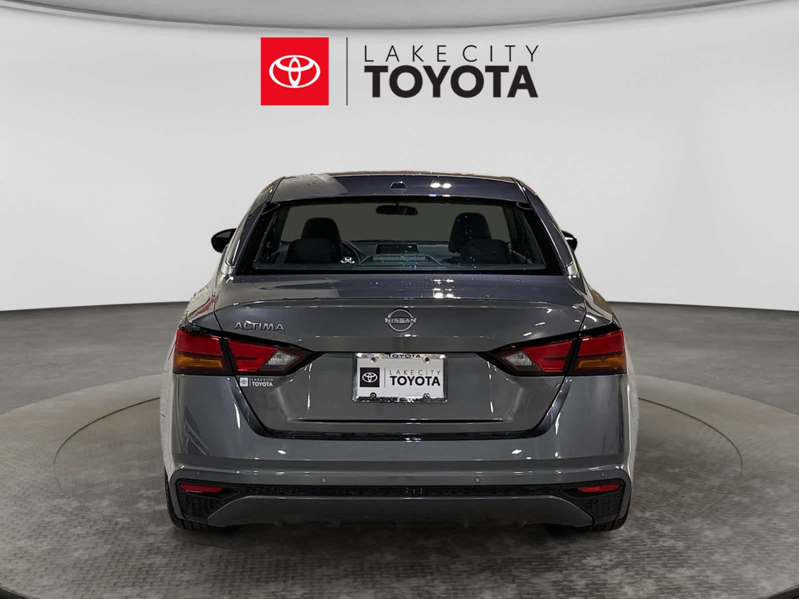Used 2025 Nissan Altima Sedan