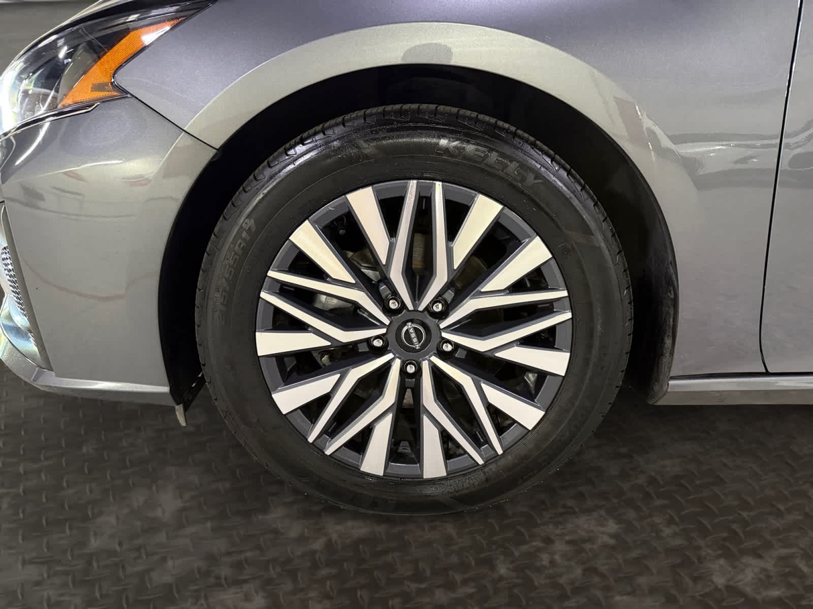 Used 2025 Nissan Altima Sedan