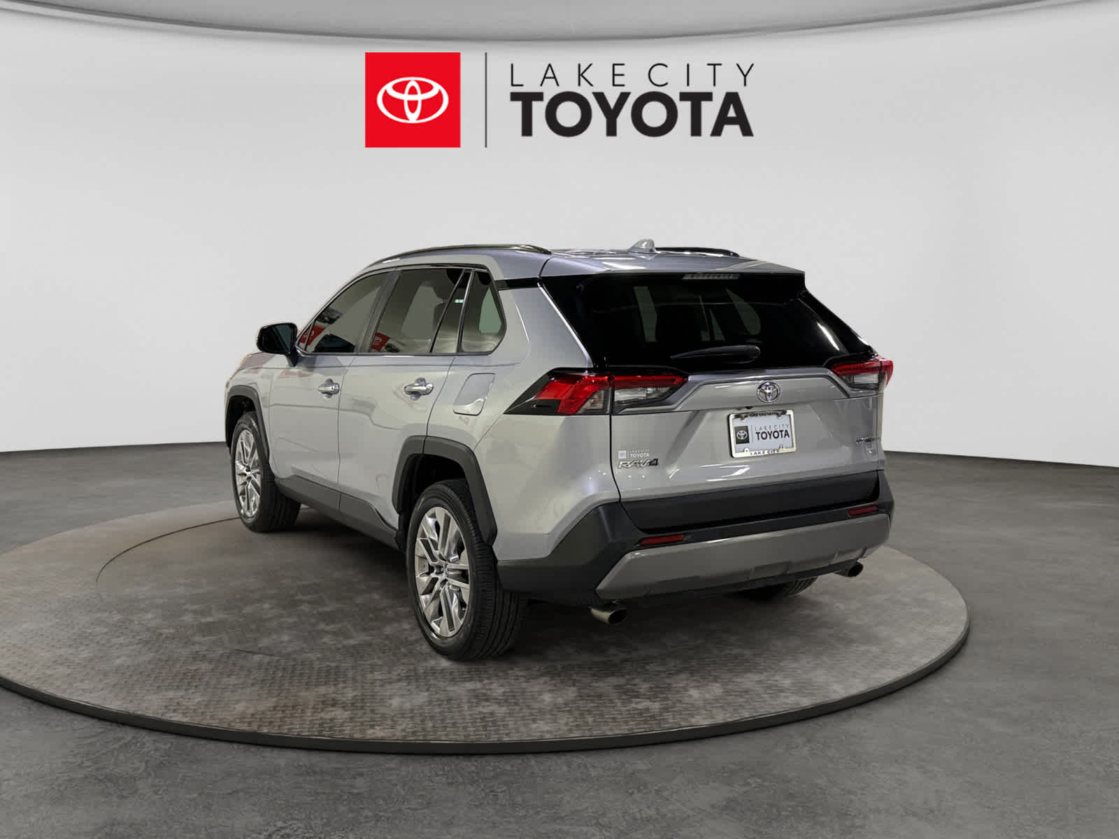 Used 2019 Toyota RAV4 SUV