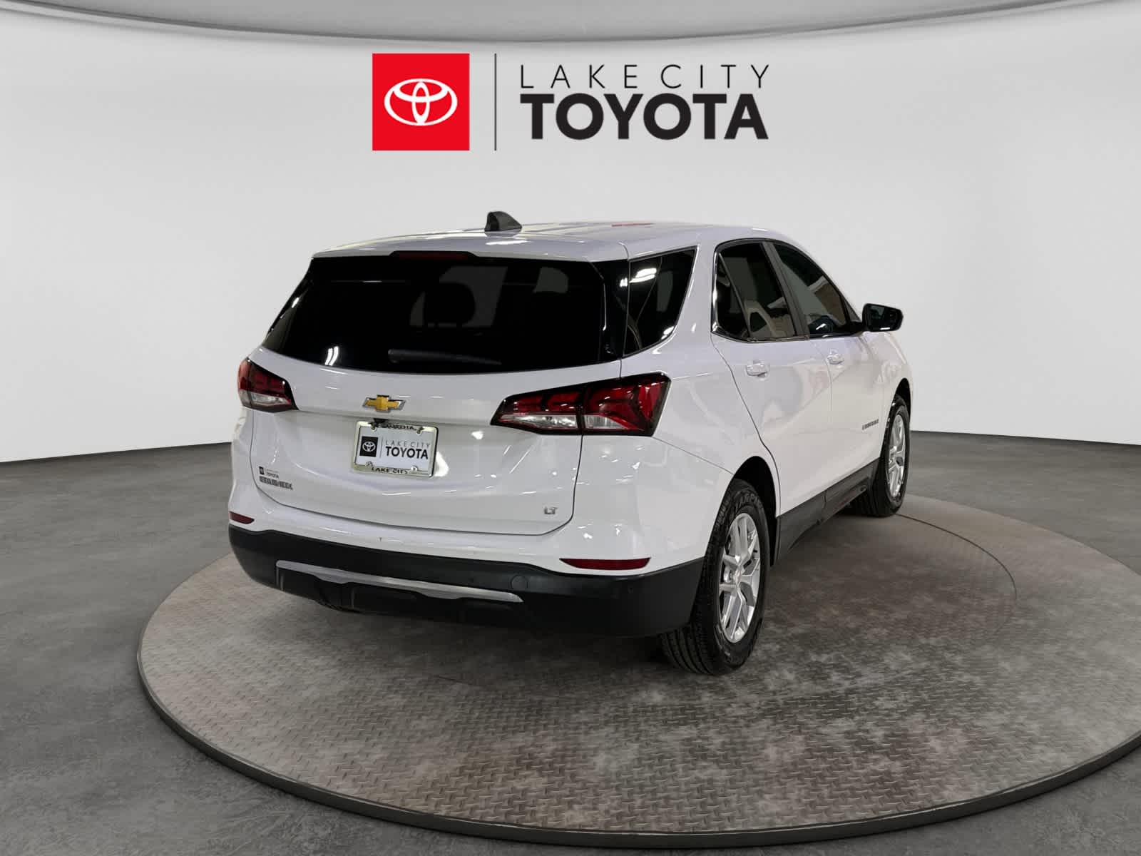 Used 2024 Chevrolet Equinox SUV