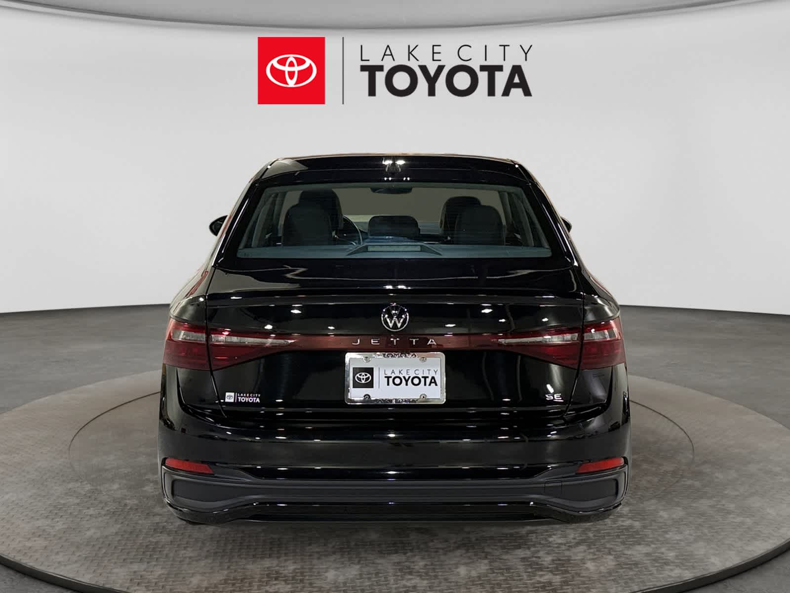 Used 2025 Volkswagen Jetta Sedan