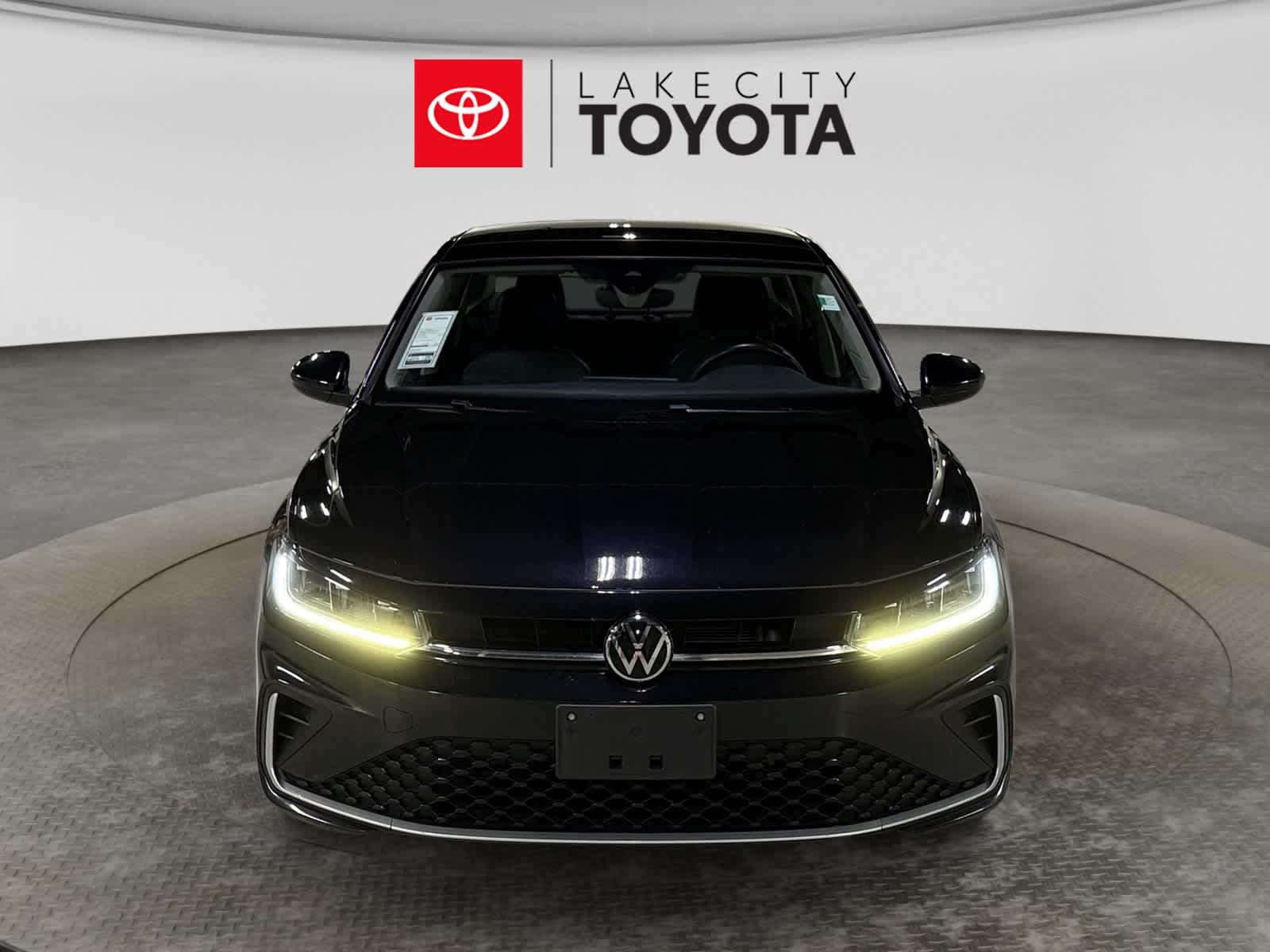 Used 2025 Volkswagen Jetta Sedan