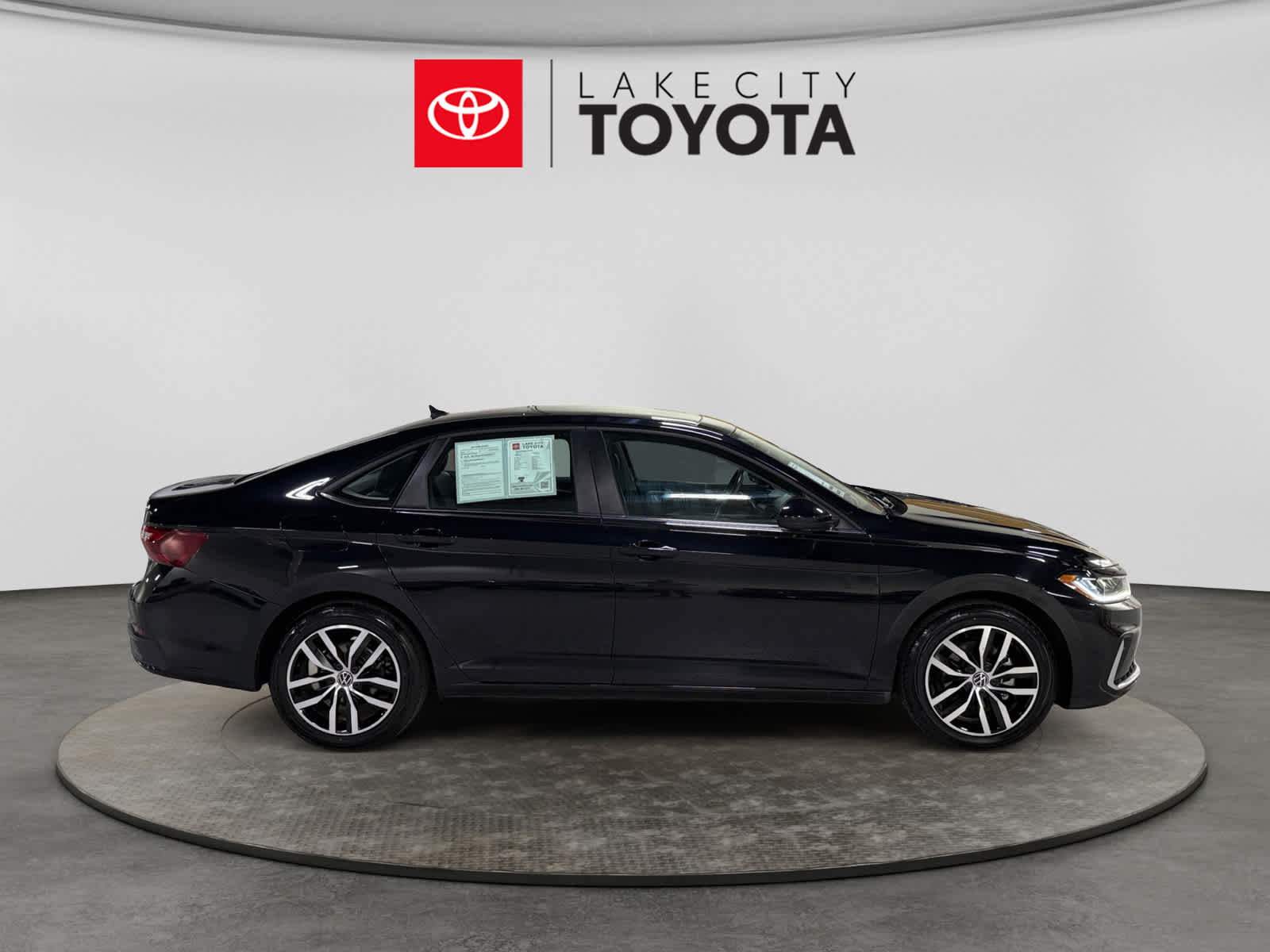 Used 2025 Volkswagen Jetta Sedan