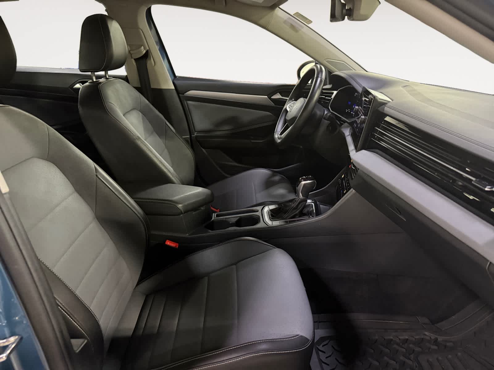 Used 2025 Volkswagen Jetta Sedan