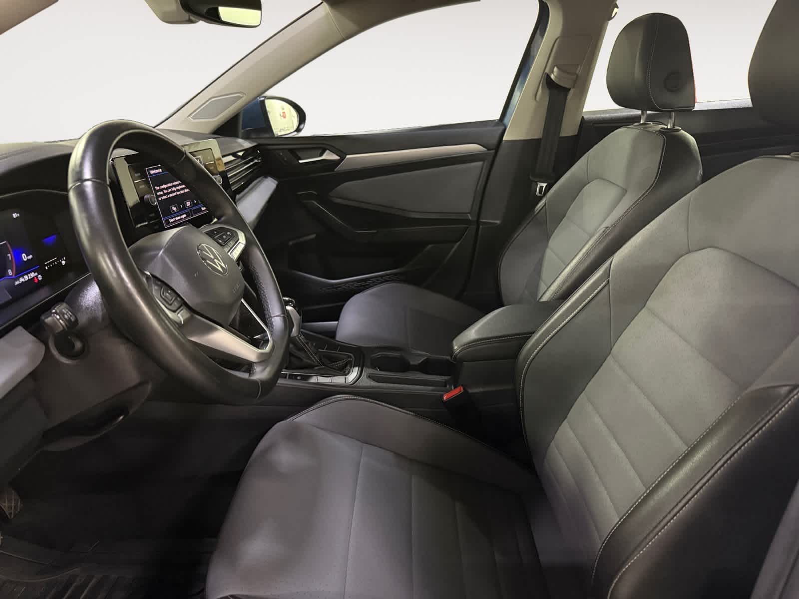 Used 2025 Volkswagen Jetta Sedan