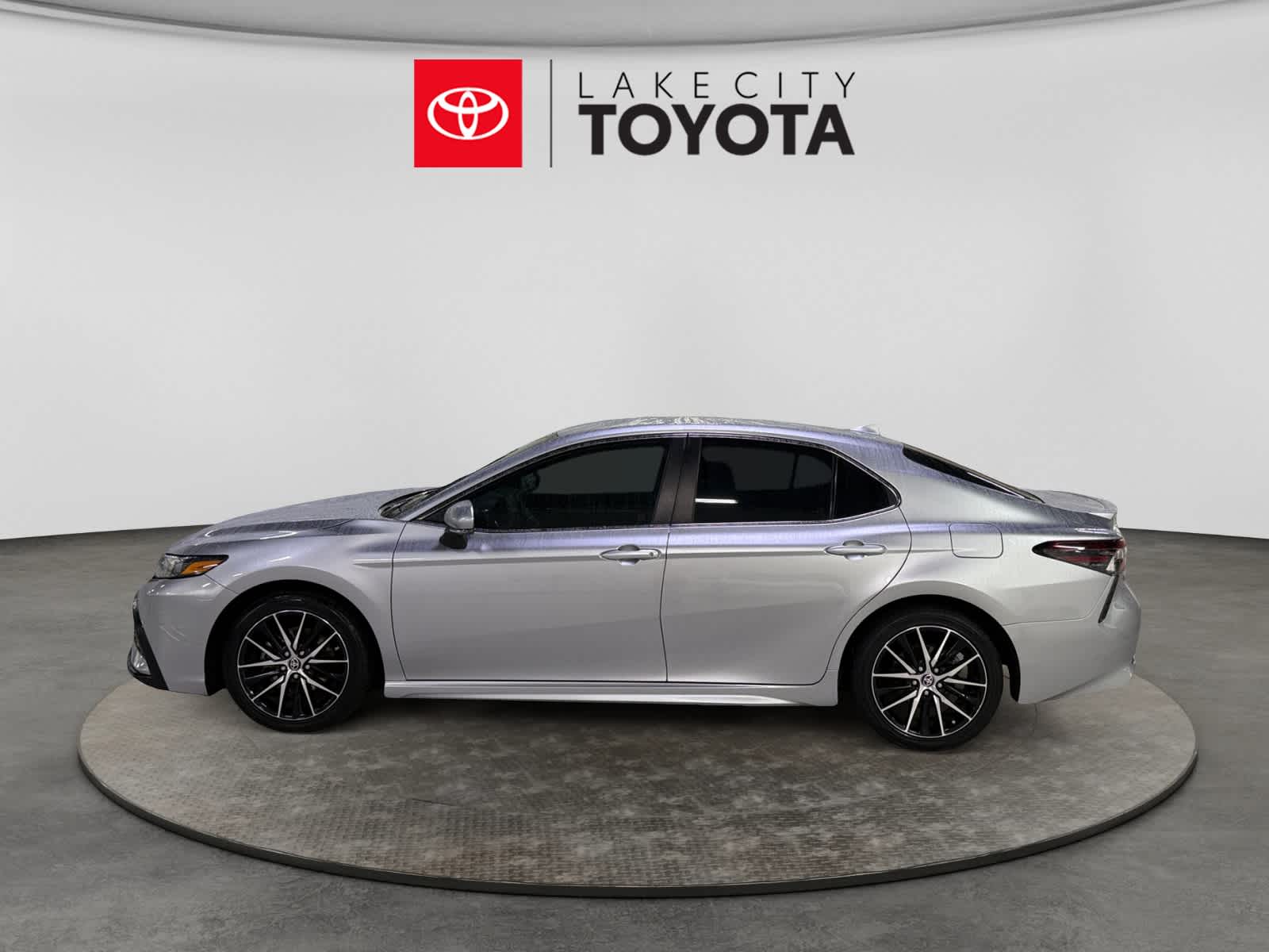 Used 2023 Toyota Camry Sedan