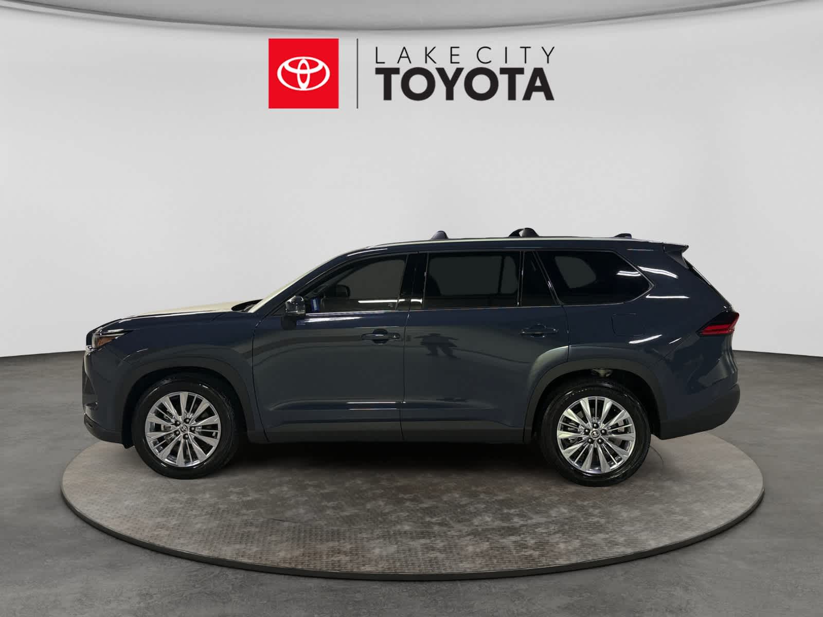 Used 2024 Toyota Grand Highlander SUV