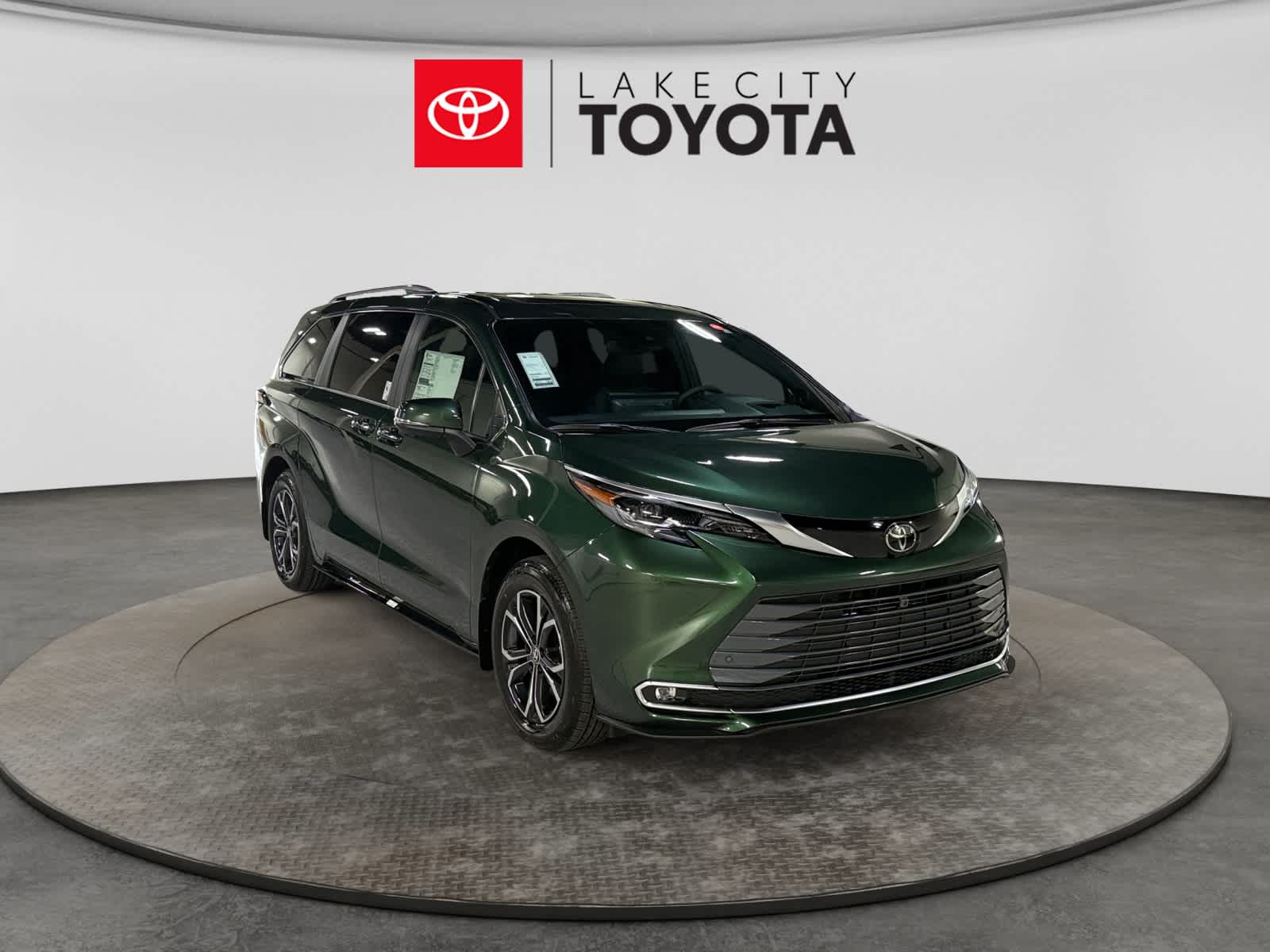 New 2026 Toyota Sienna Van