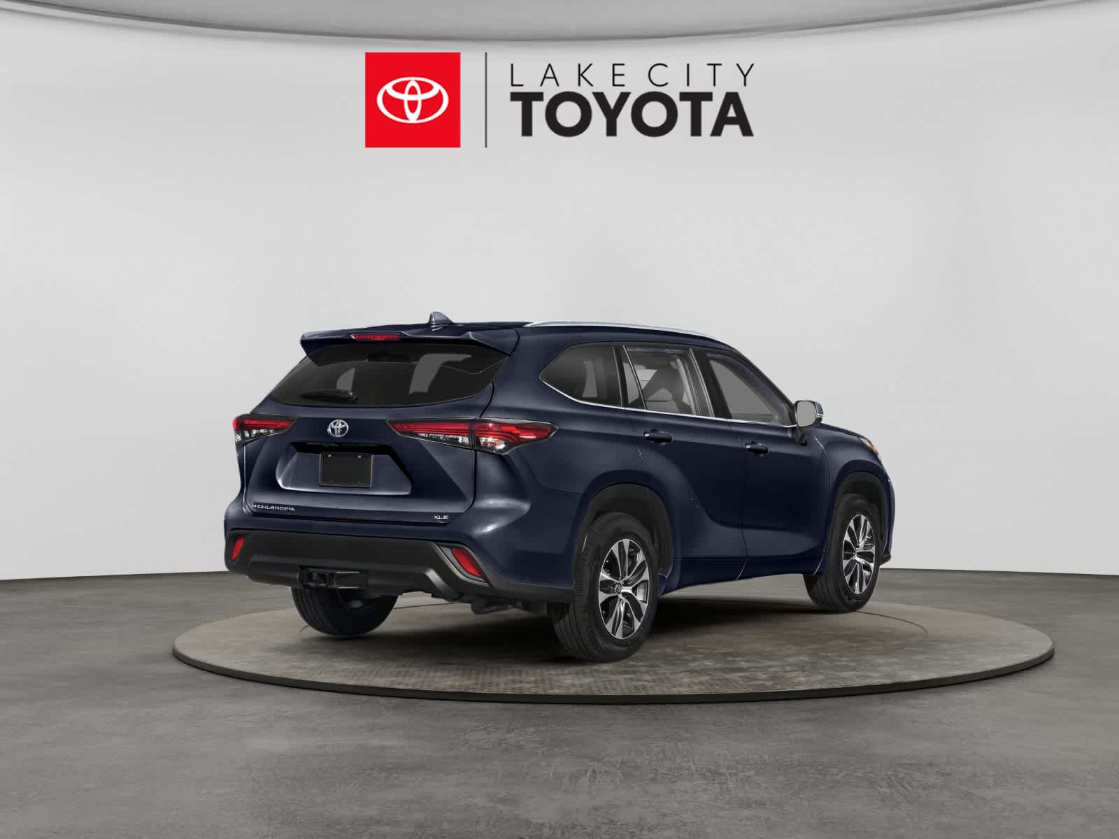 Used 2021 Toyota Highlander SUV