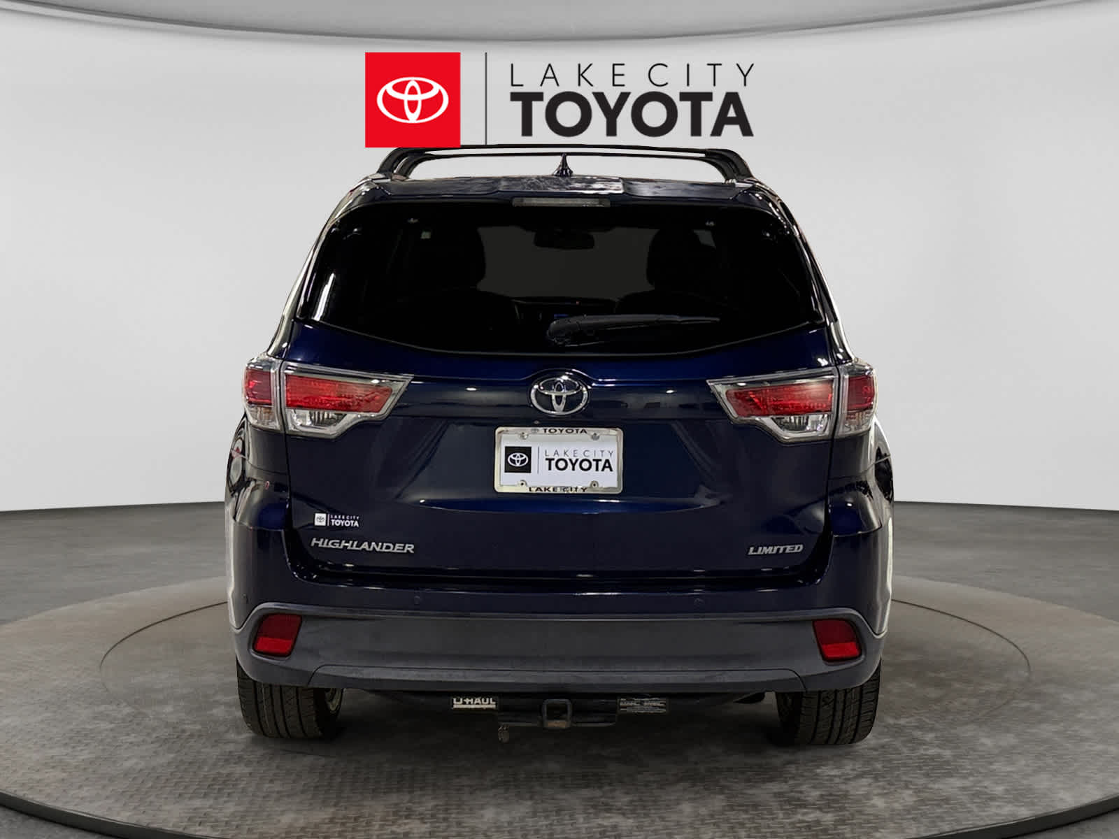 View vehicle photo 7
