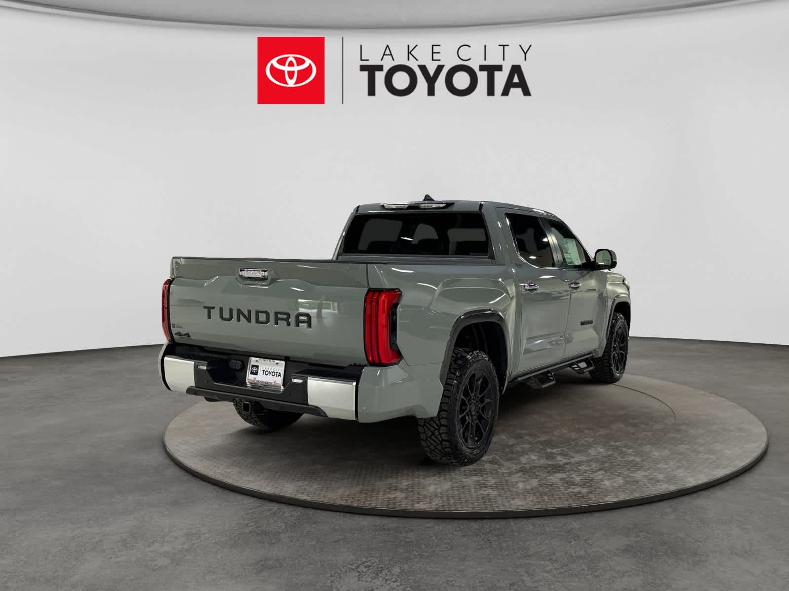 2026 Toyota Tundra Limited - Photo 6
