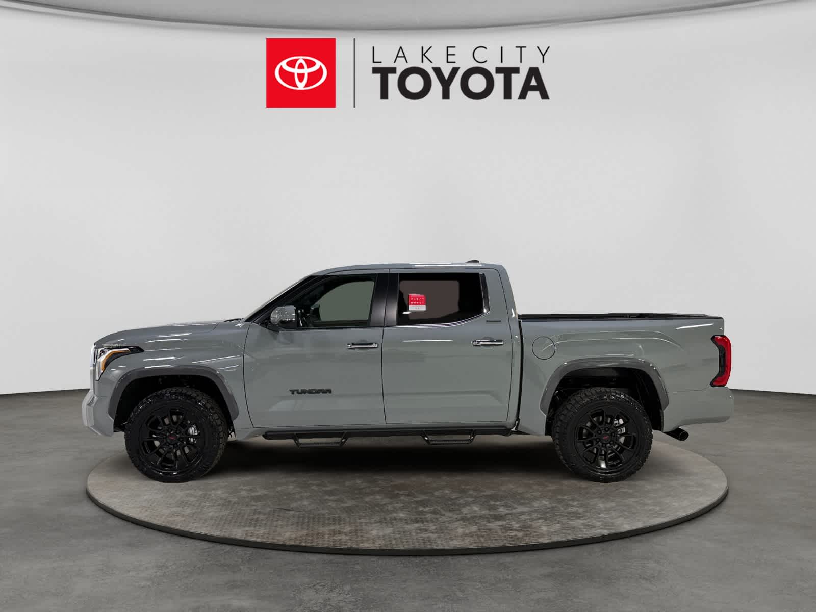 2026 Toyota Tundra Limited - Photo 3