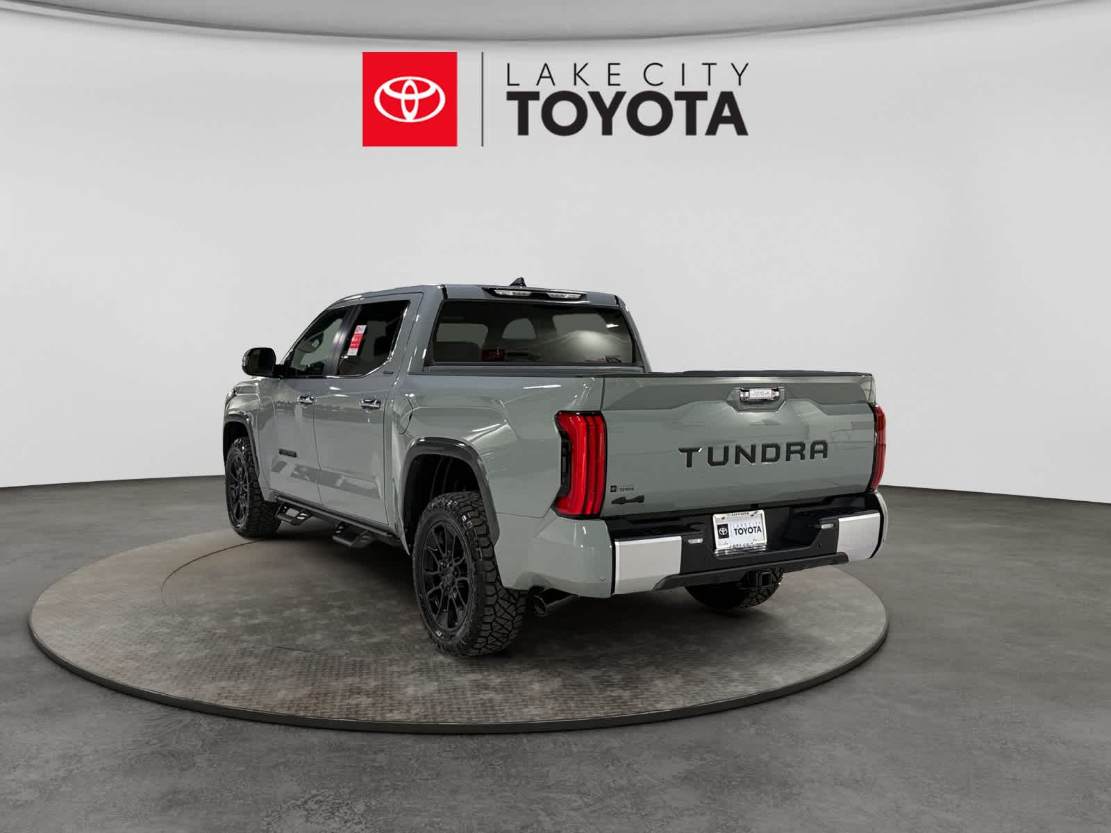 2026 Toyota Tundra Limited - Photo 4