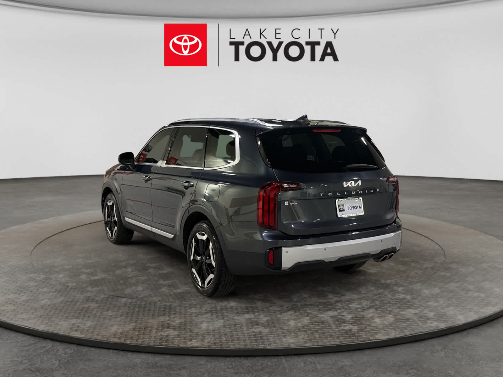Used 2024 Kia Telluride SUV