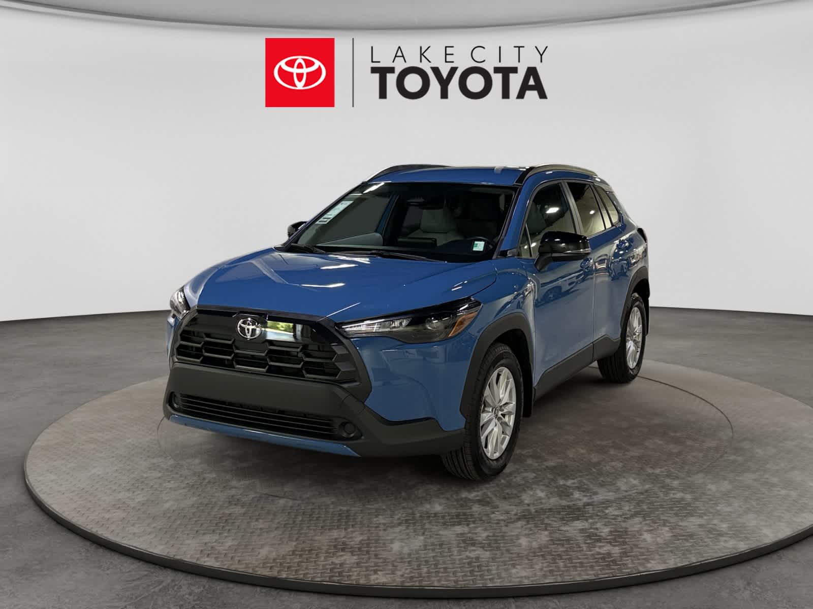 2026 Toyota Corolla Cross LE FWD