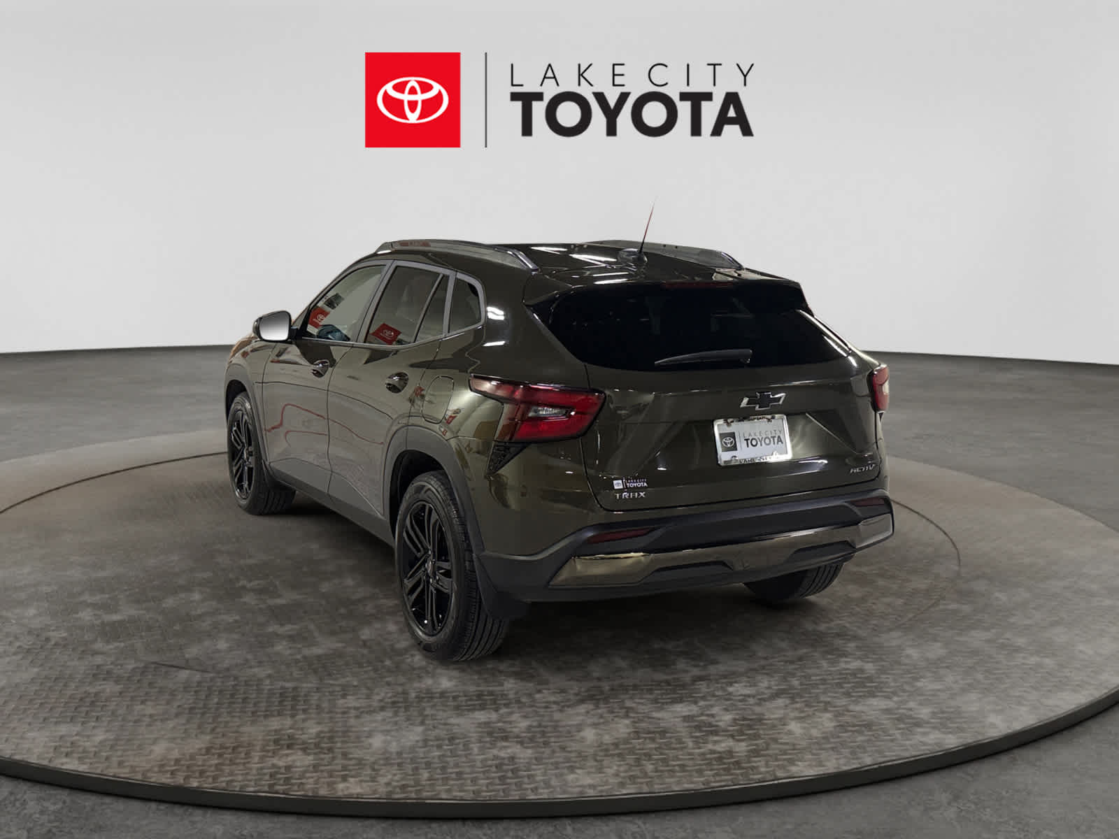 Used 2024 Chevrolet Trax SUV