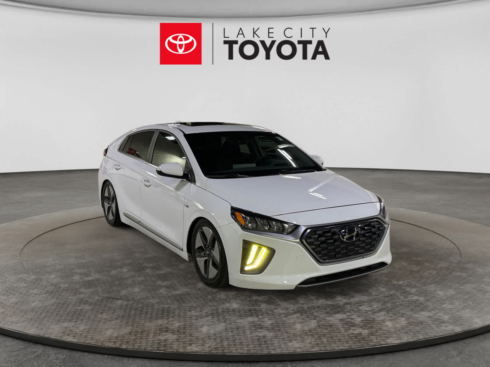 Used 2020 Hyundai Ioniq Hybrid Sedan
