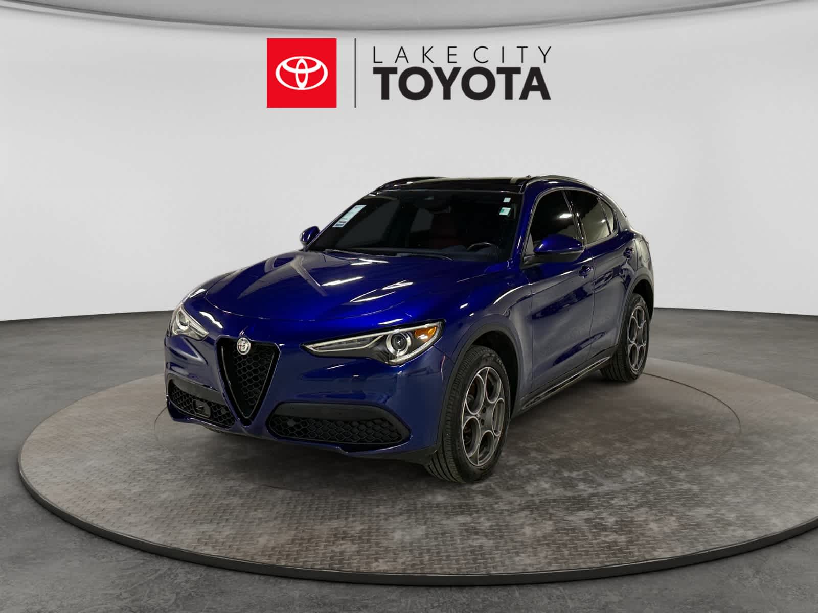 2023 Alfa Romeo Stelvio Sprint RWD's photo