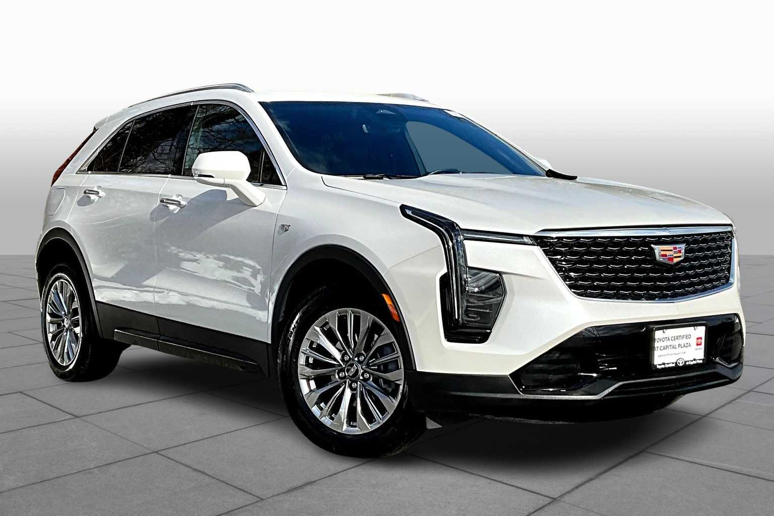 Used 2024 Cadillac XT4 Premium Luxury with VIN 1GYFZDR47RF151595 for sale in Houston, TX