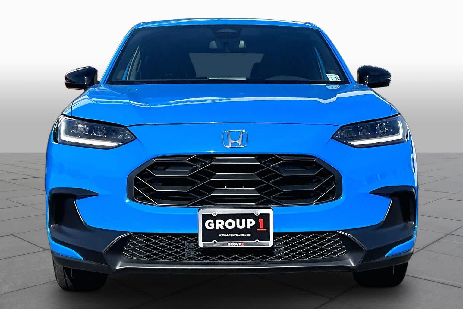 View vehicle photo 7