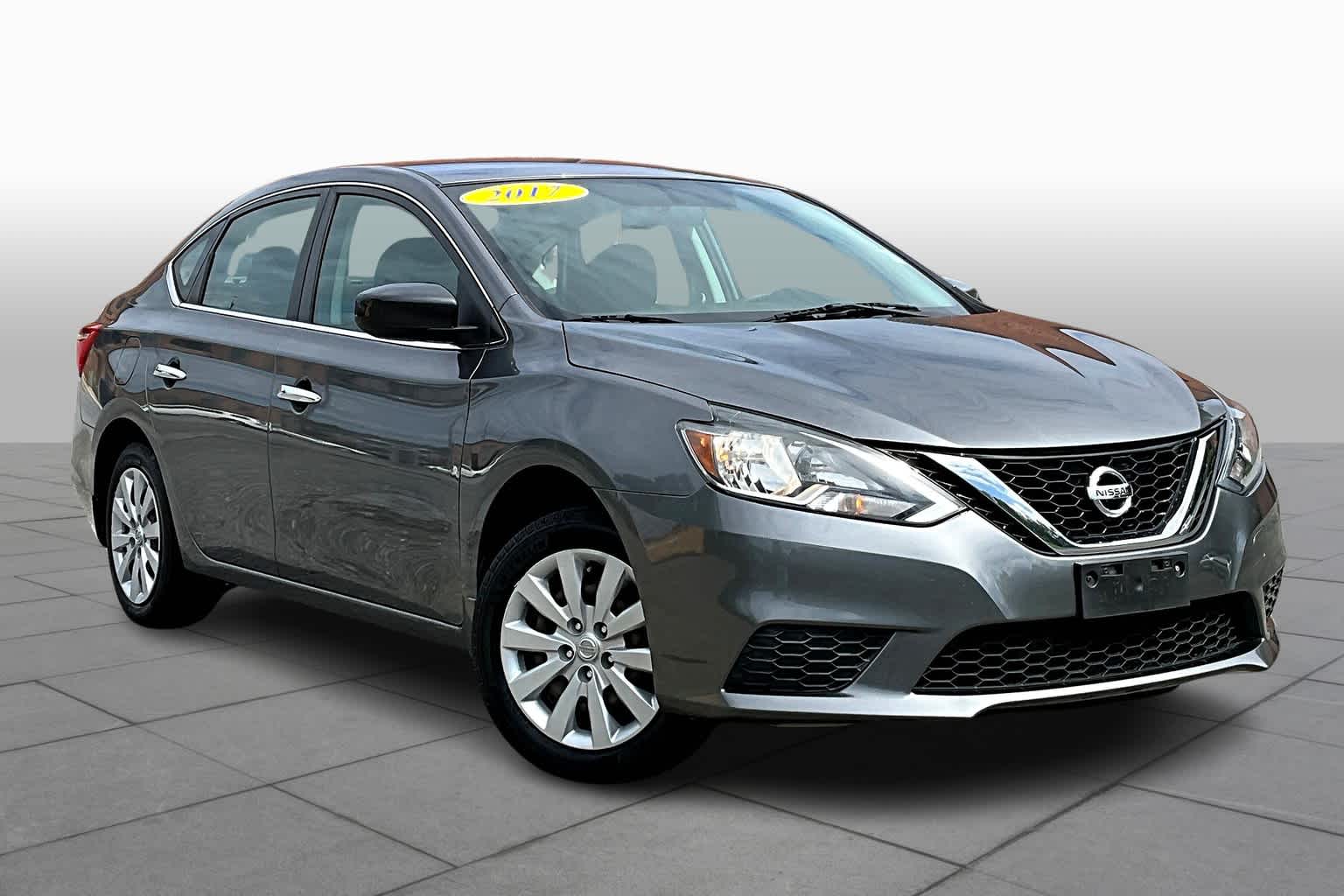 Used 2017 Nissan Sentra SV with VIN 3N1AB7AP8HL711207 for sale in Houston, TX